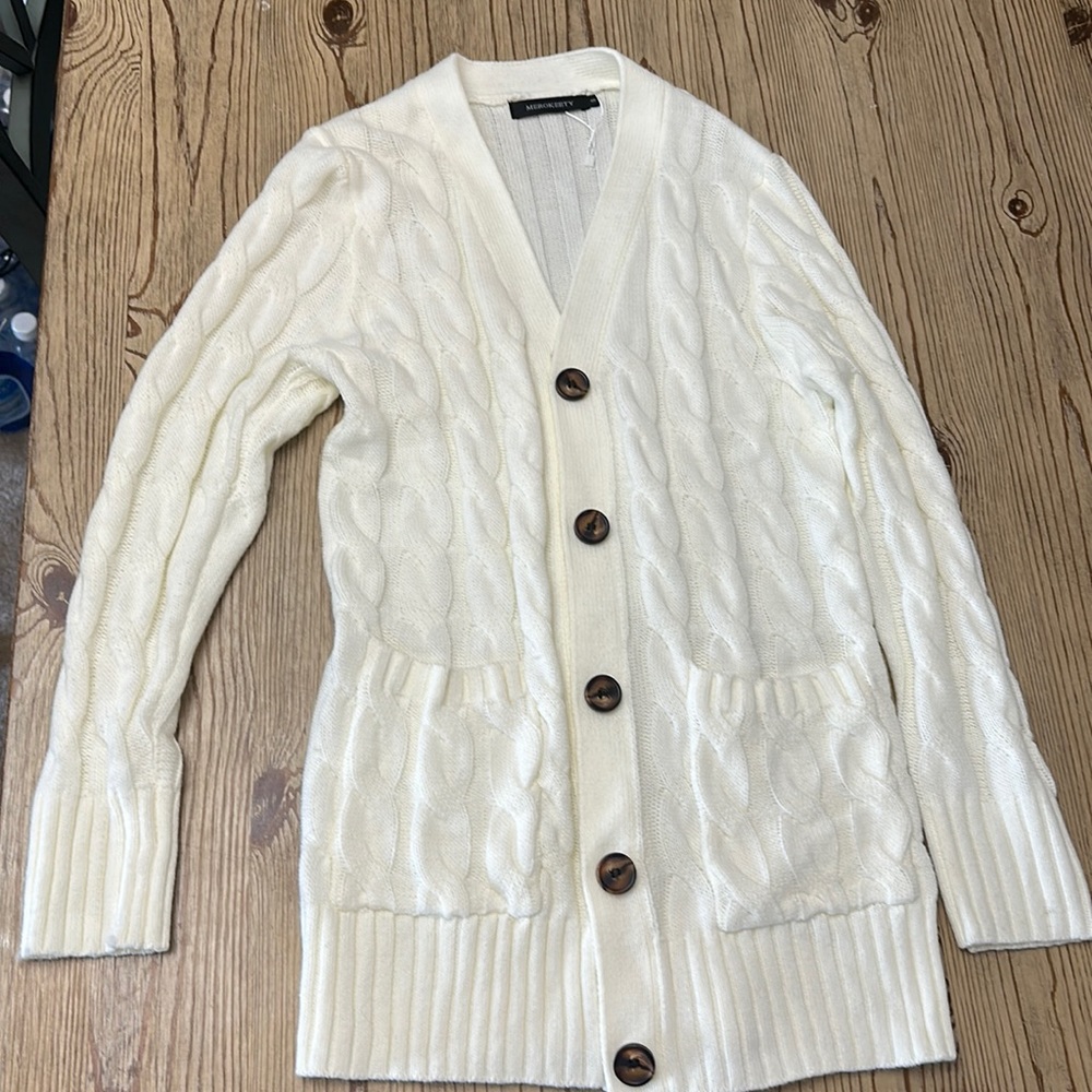 Long sleeve white cardigan